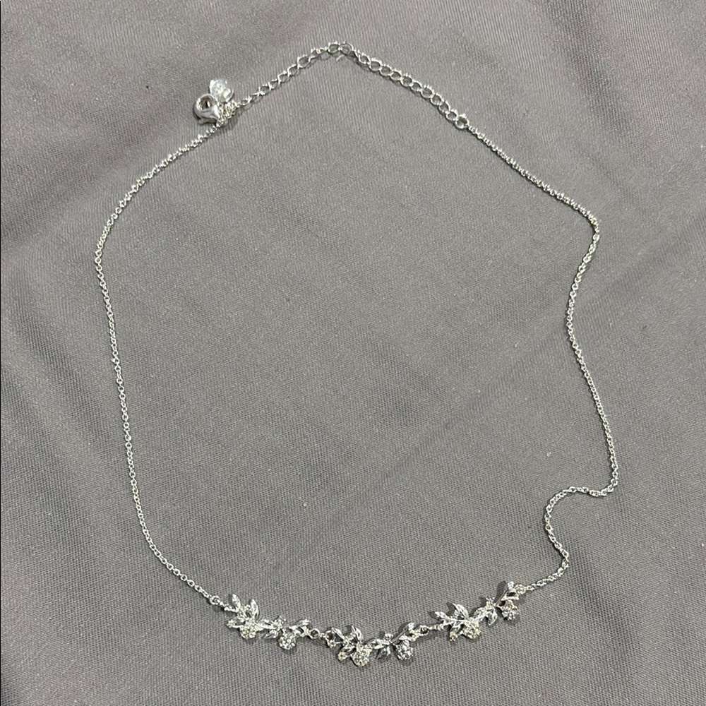 Beautiful necklace *used once*